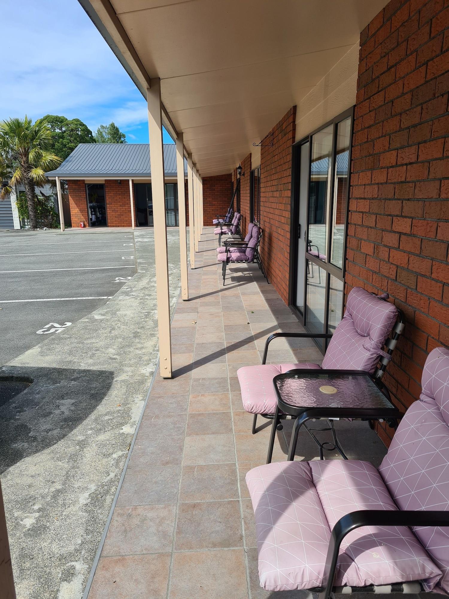 Arran Motel Te Anau Ngoại thất bức ảnh